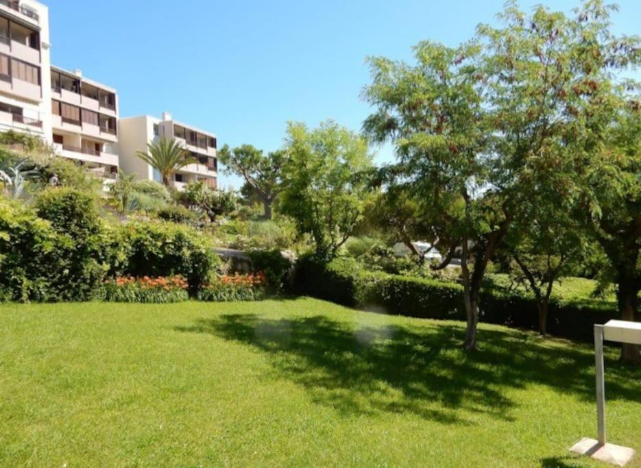 Superbe Appartement Piscine, Tennis, Vue Mer Et Decore Avec Gout Cassis Extérieur photo