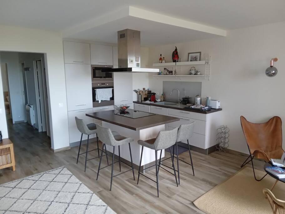 Superbe Appartement Piscine, Tennis, Vue Mer Et Decore Avec Gout Cassis Extérieur photo