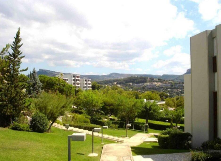 Superbe Appartement Piscine, Tennis, Vue Mer Et Decore Avec Gout Cassis Extérieur photo