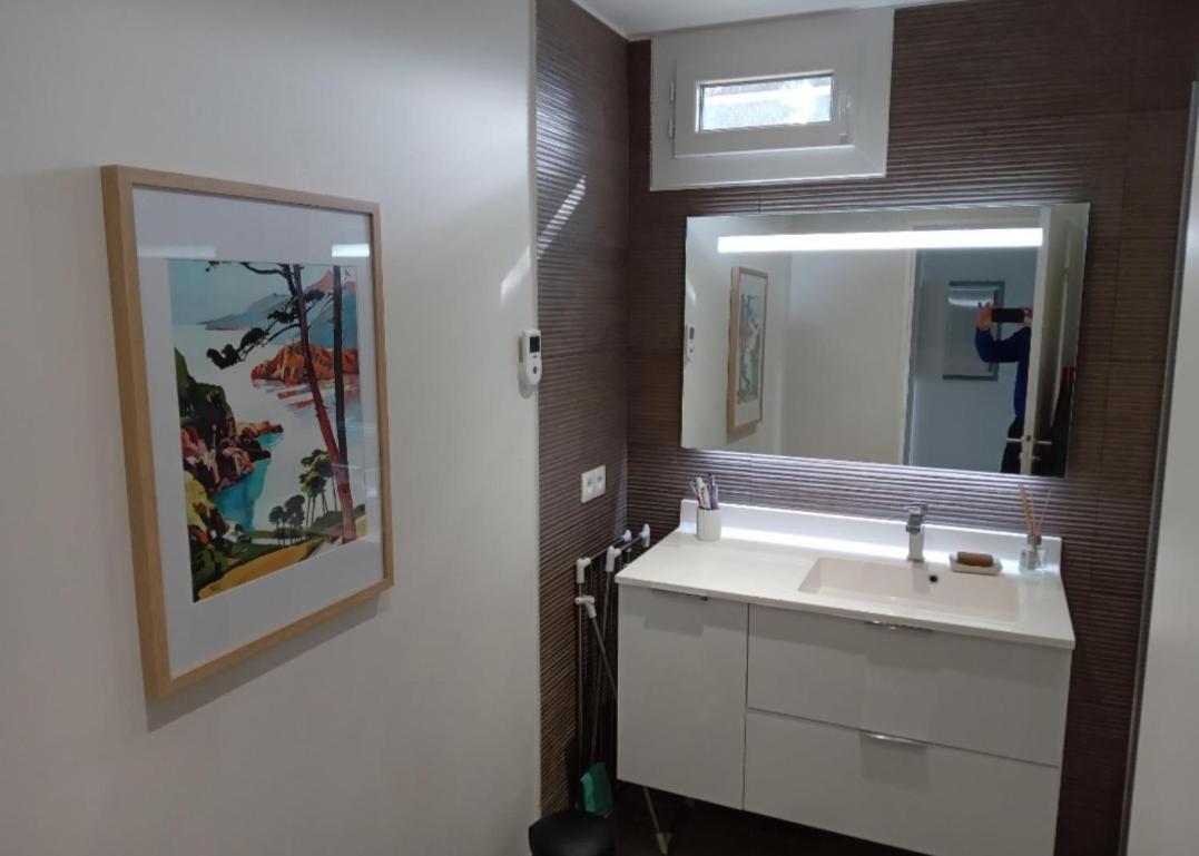 Superbe Appartement Piscine, Tennis, Vue Mer Et Decore Avec Gout Cassis Extérieur photo